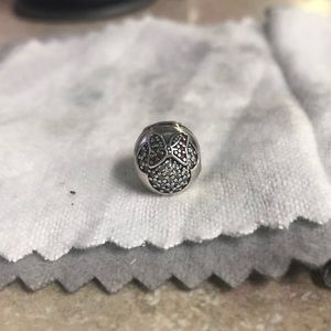 Authentic pandora Minnie Mouse charm